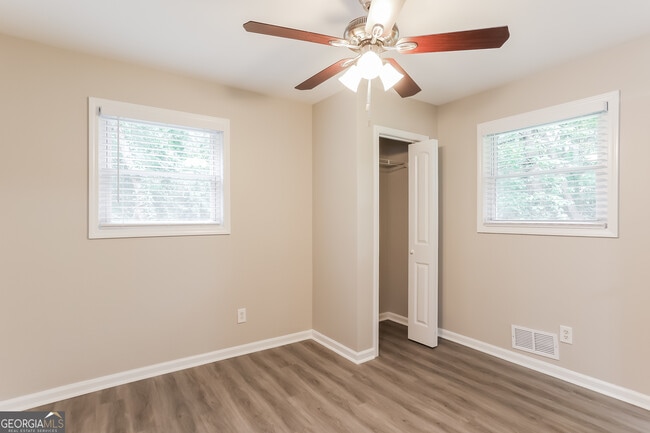 Building Photo - 4771 Baron Rd