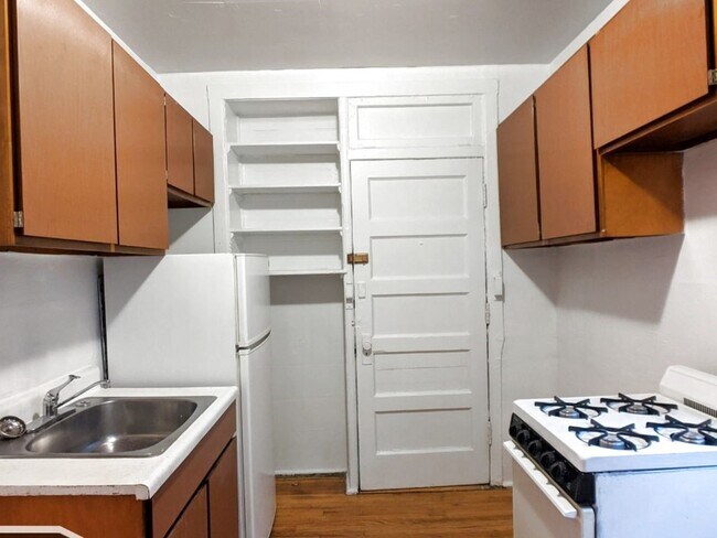 Building Photo - 2714 N Spaulding Ave