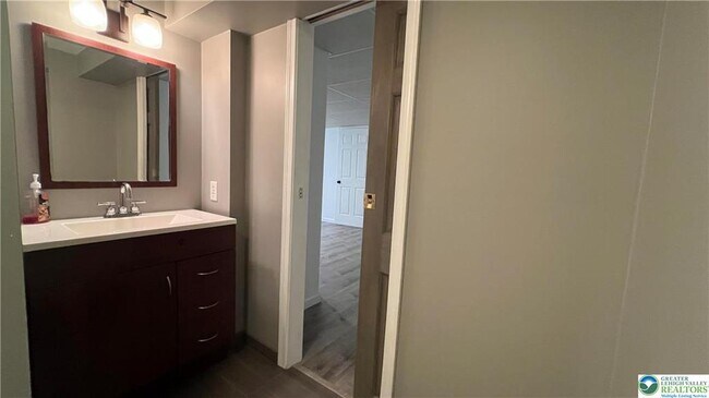 Building Photo - 520 Wild Mint Ln