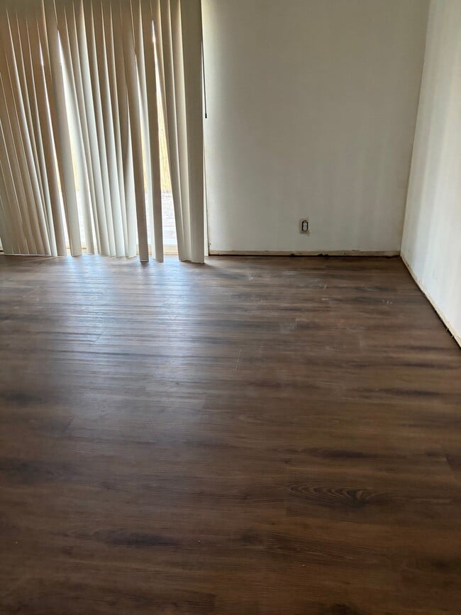 Building Photo - 3001 King Midas Way