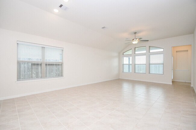 Building Photo - 6142 Thief River Fls Dr