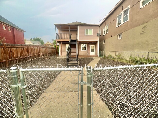 Building Photo - 1030 Antimony St