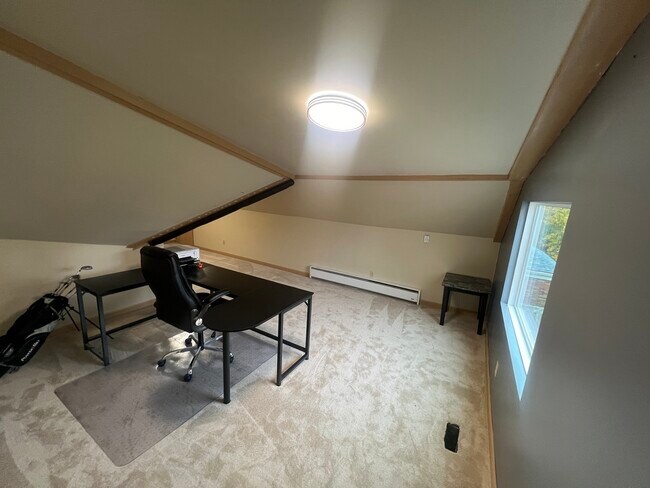 Building Photo - 1300 Wolff Ave