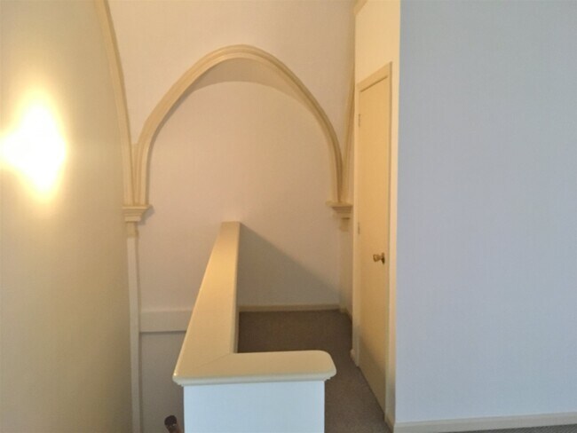 Building Photo - 124 Orange St