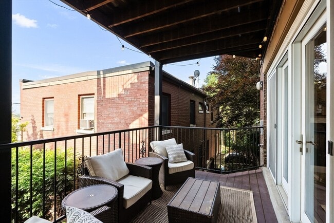 Building Photo - 53 Thomas Park