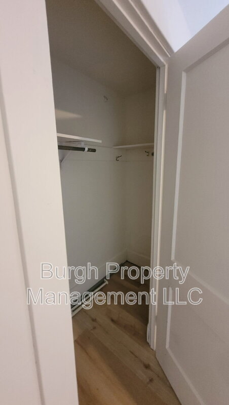 Building Photo - 1633 Monongahela Ave