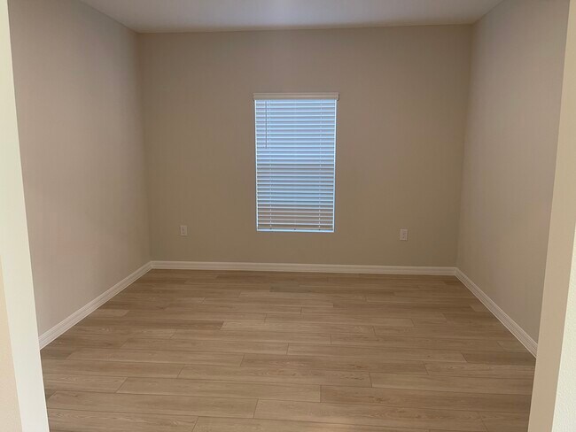Building Photo - 14773 Summer Br Dr