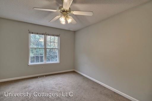 Building Photo - 818 College Ave