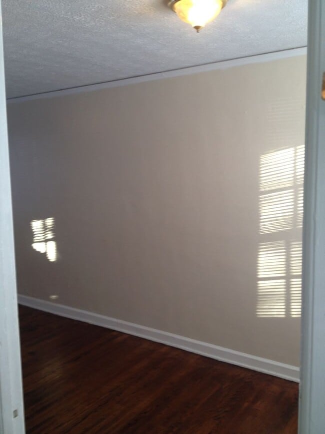 Building Photo - 501-507 S 15th Street