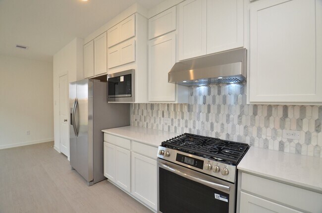 Building Photo - 29046 Bison Hvn Dr