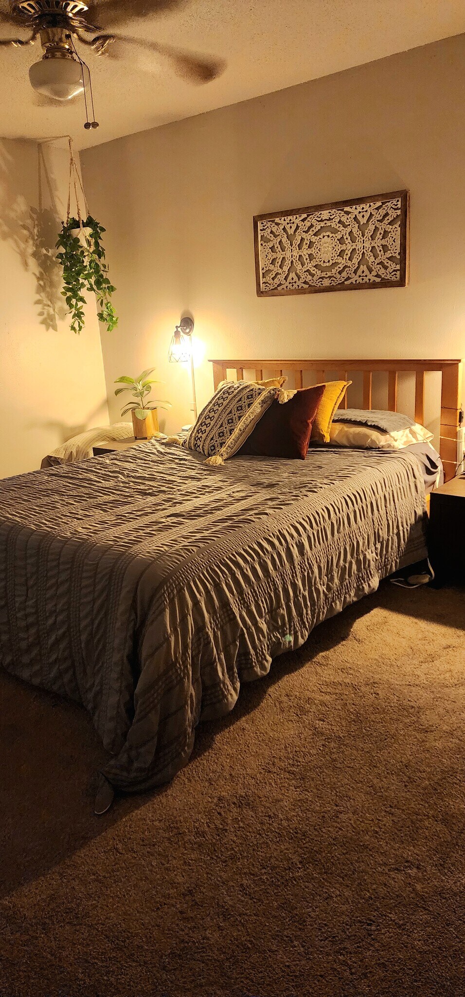 Master bedroom - 1393 Coventry Ave