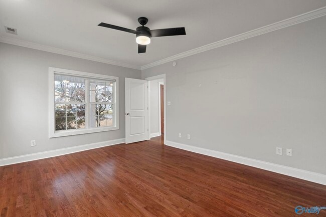 Building Photo - 1518 Beirne Ave NE