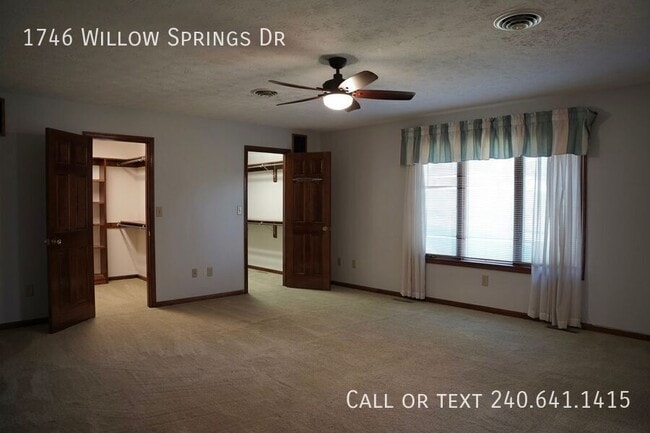 Building Photo - 1746 Willow Springs Dr