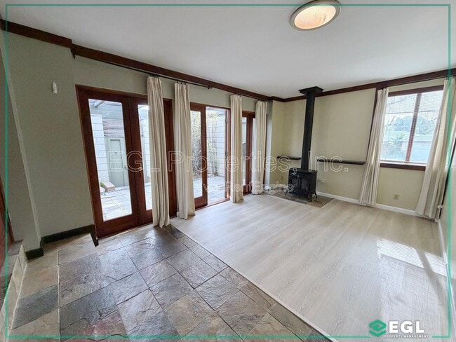 Building Photo - 7601 Kittyhawk Ave