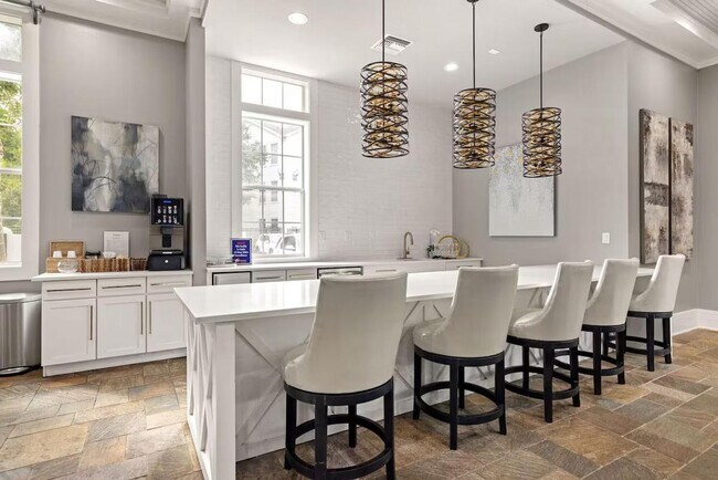 Building Photo - 4850 Seascape Way