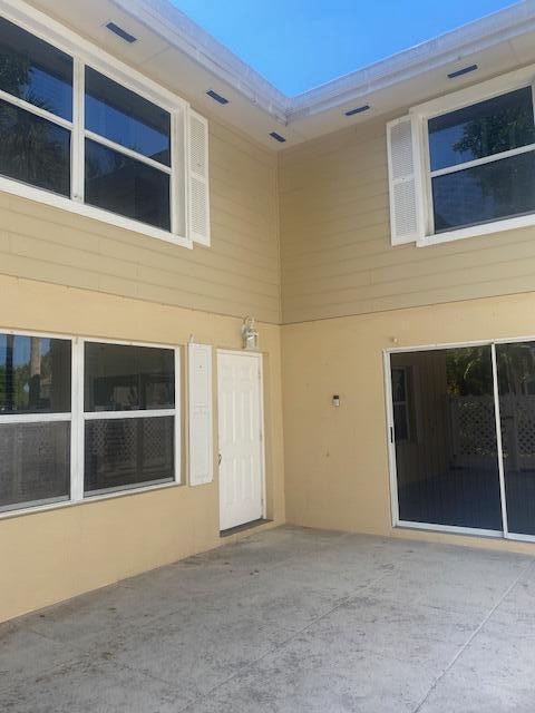 Building Photo - 4701 Roxbury Ct