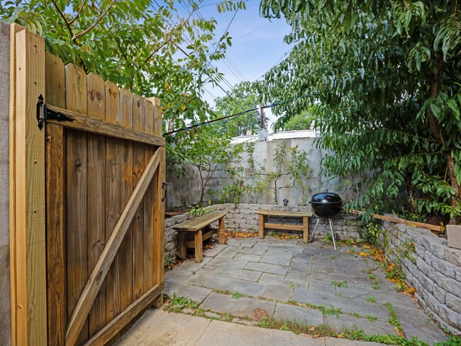 Building Photo - 4014 3rd St NW