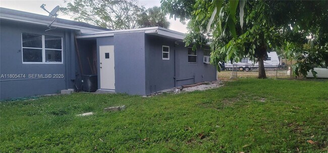 Building Photo - 820 Alabama Ave