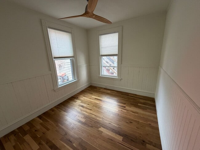 Building Photo - 135-137 North Avenue