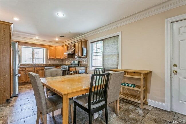 Building Photo - 39 Croydon Rd