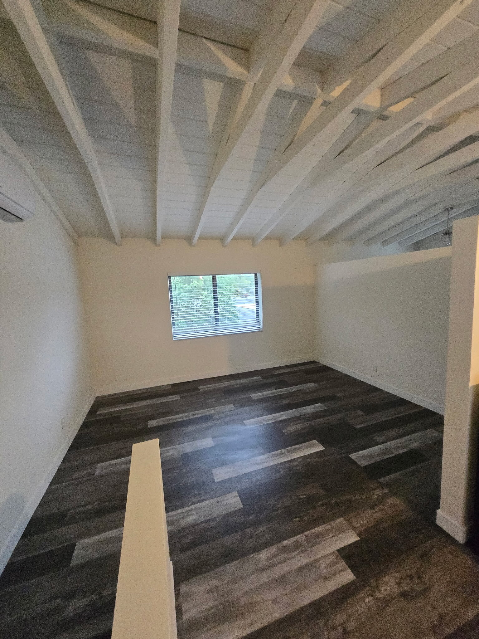 Building Photo - 602 SW 5th Ave