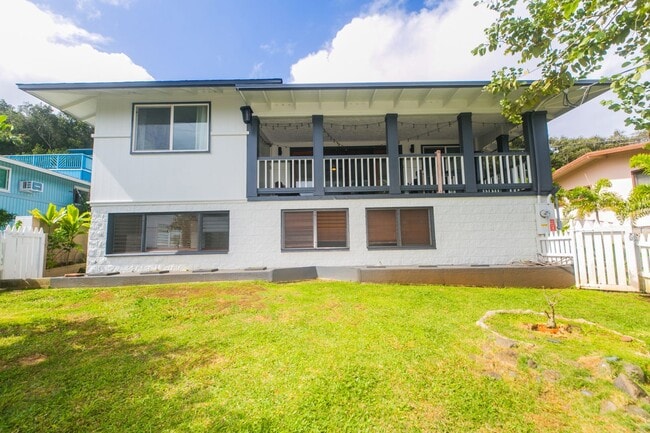 Primary Photo - Lulani Ocean (Kaneohe) Single family home:...