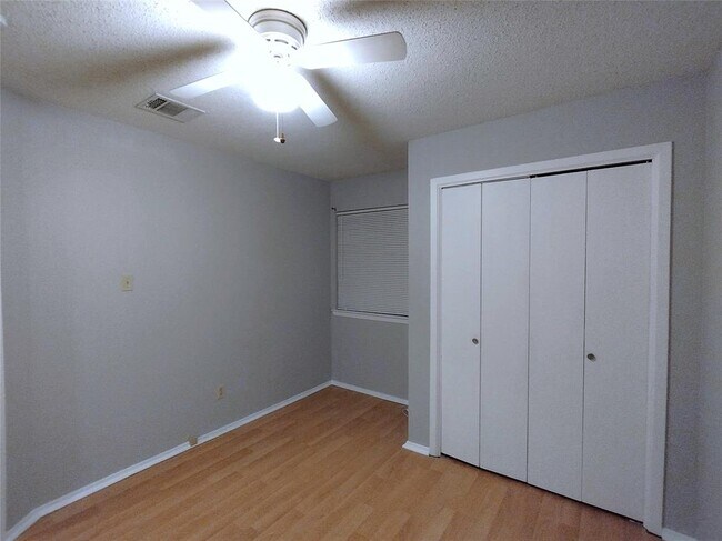 Building Photo - 12312 Dellrey Dr