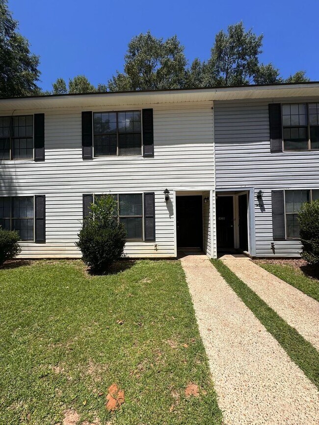 Primary Photo - 144 Gunter Ln