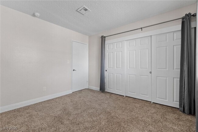 Building Photo - 5262 Osman Ct