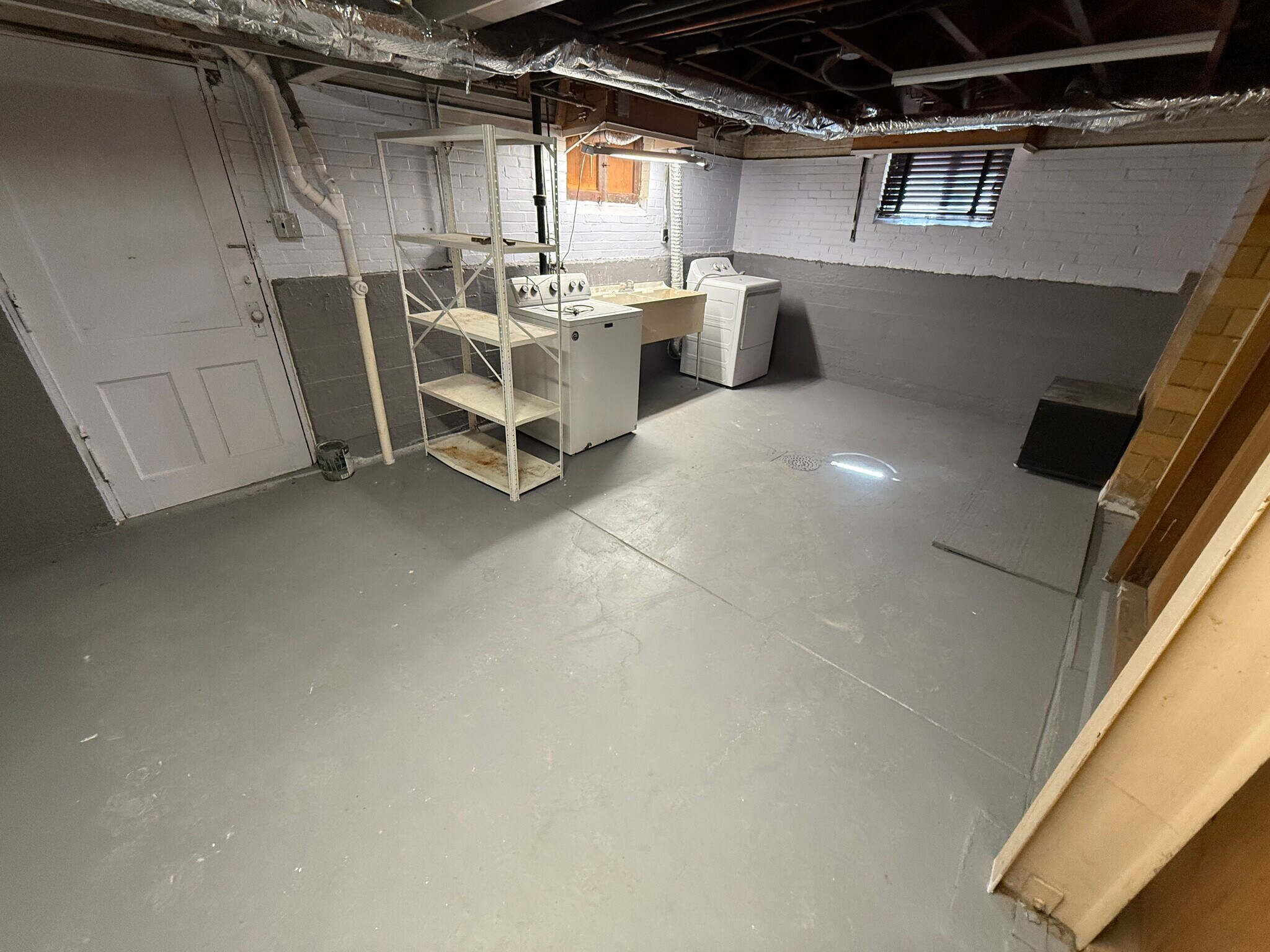 HUGE laundry room with washer/dryer hookups - 3068 Bellerive Dr