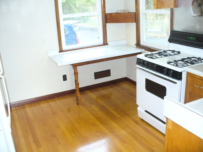 Building Photo - 11293 Edgemere Ter