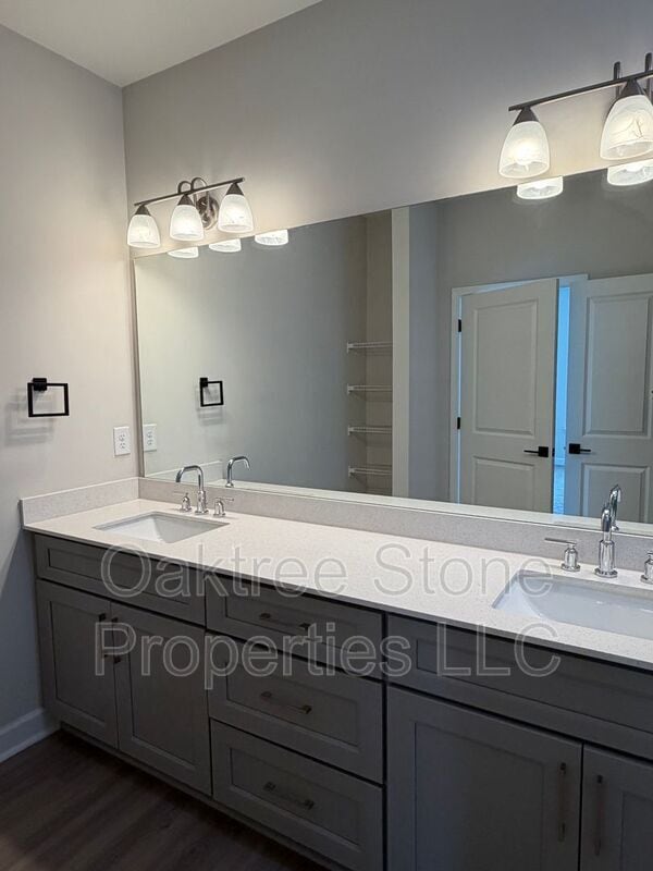 Building Photo - 2589 Ocean Walk Dr