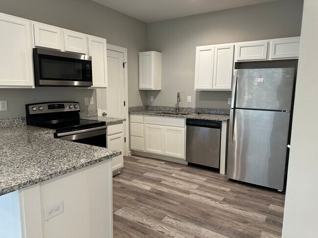 Building Photo - 12138 W 33rd St N