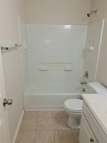 Building Photo - 400 Angler Dr