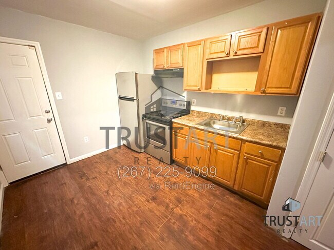 Building Photo - 3459 Braddock St