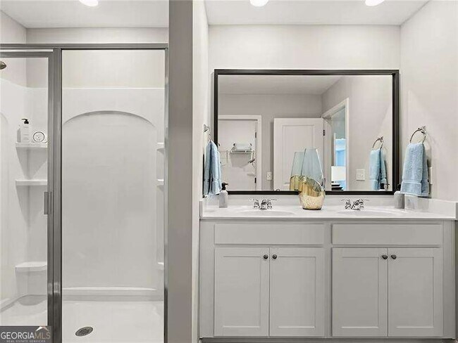 Building Photo - 220 Hickory Rdg Trl