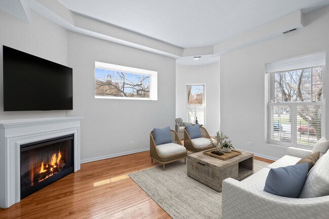 Building Photo - 4545 S Drexel Blvd