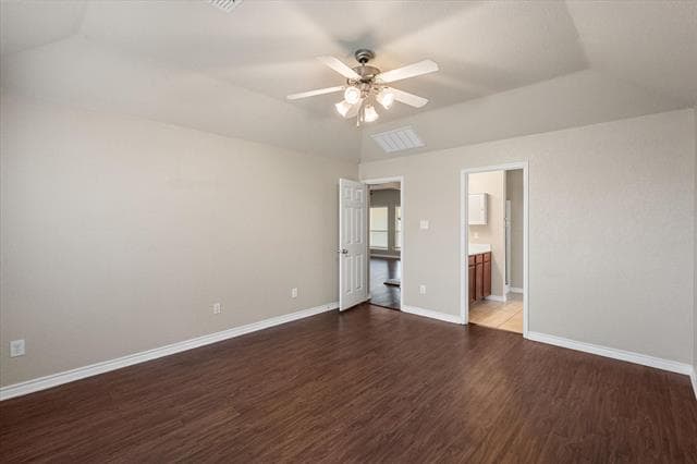 Building Photo - 1513 Millbrook Dr