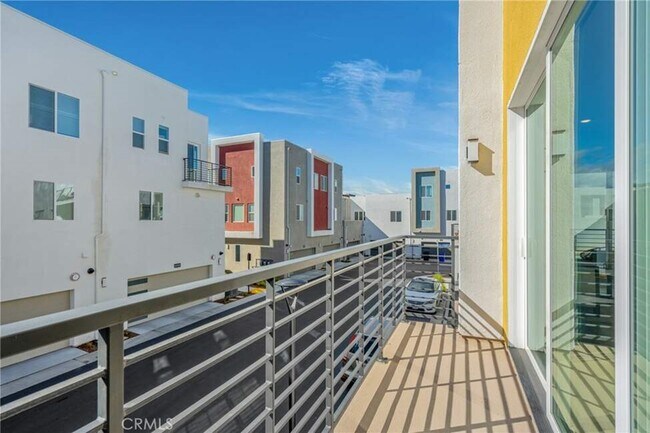 Long Balcony - 27457 Viero Pl