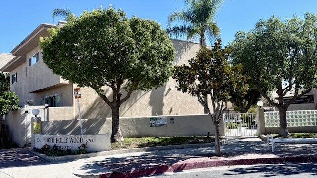 Building Photo - 6244 Morse Ave