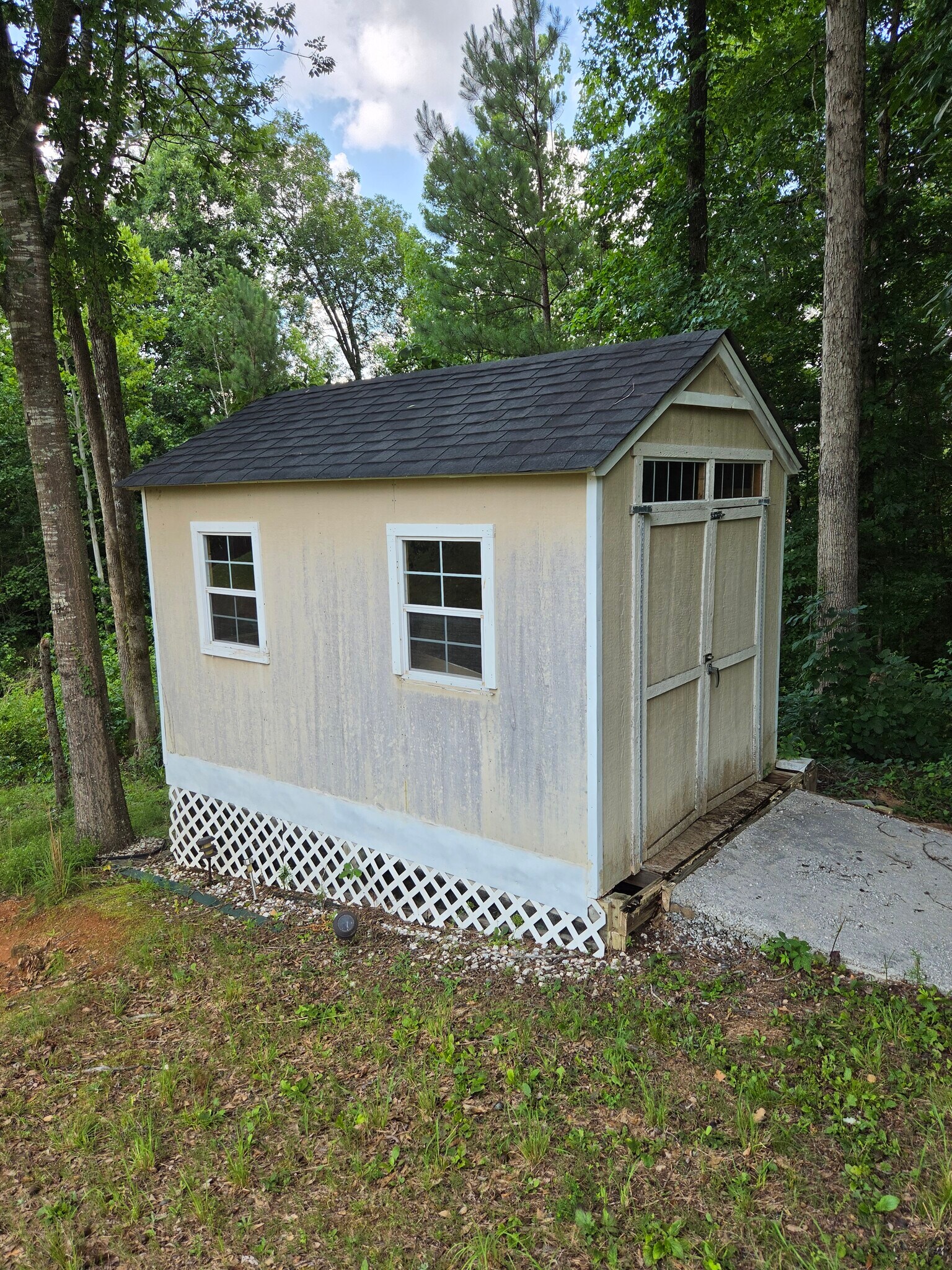 Building Photo - 1359 River Club Dr NE