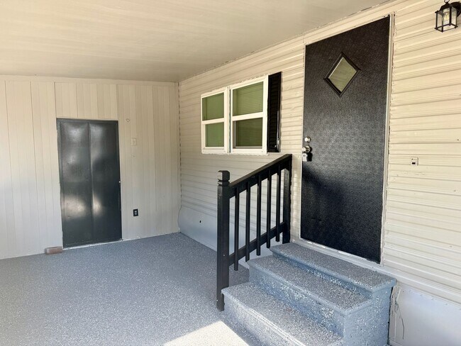 Building Photo - 7213 Harney Rd