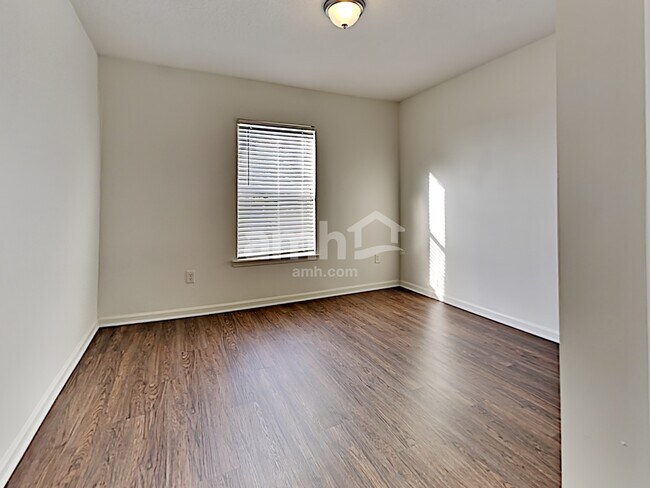 Building Photo - 1224 Nochaway Dr
