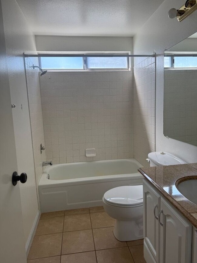 Building Photo - Spacious 3-Bedroom Home in Reno with a Large Backyard