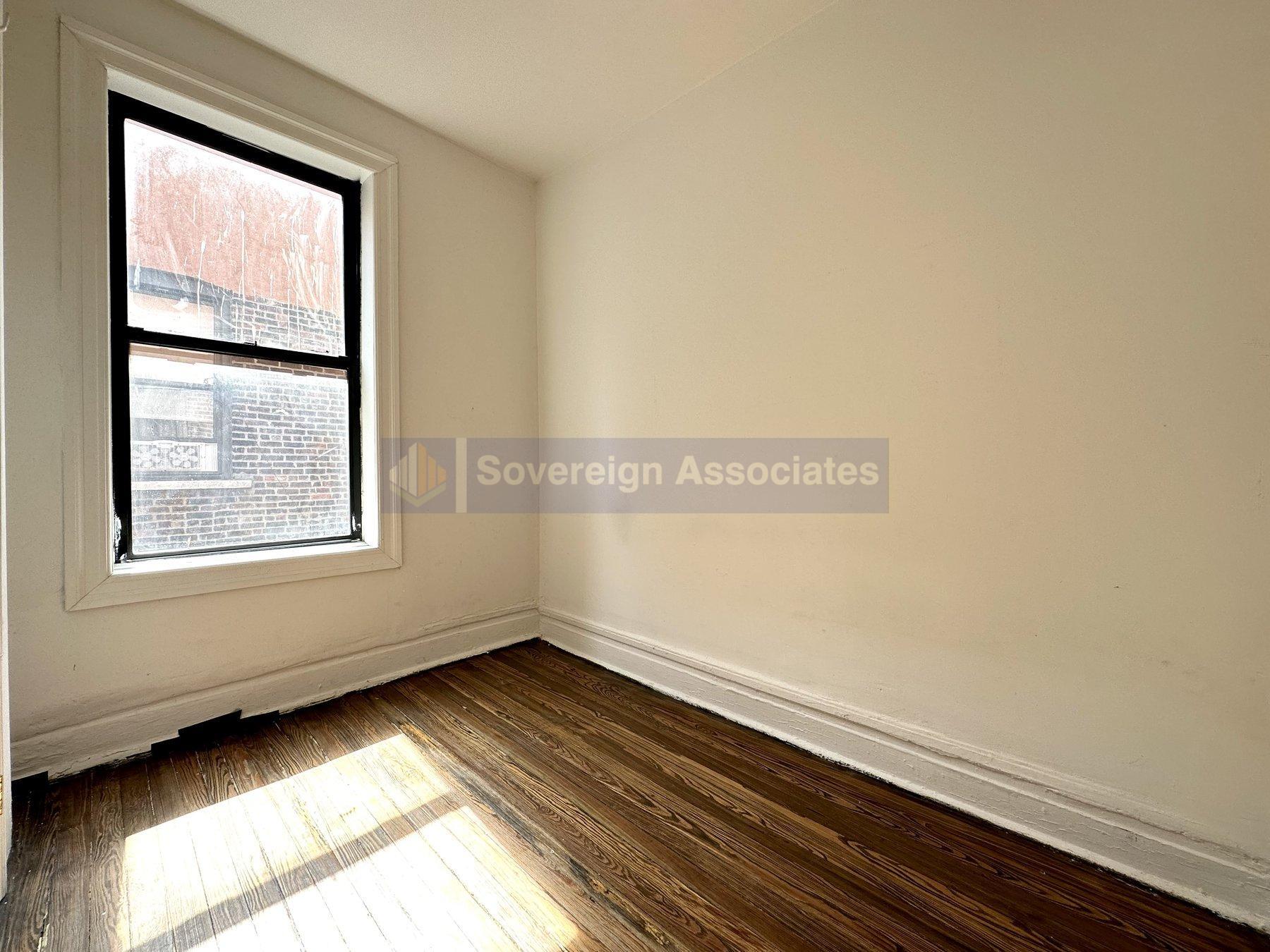 Building Photo - 186 Claremont Ave