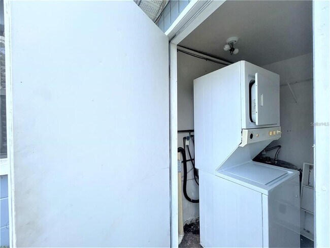 Building Photo - 9172 Orchid Dr