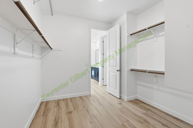 Building Photo - Modern Mesa Living in a Prime East Valley Location