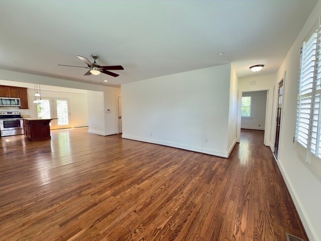 Building Photo - 1227 Old Hickory Blvd