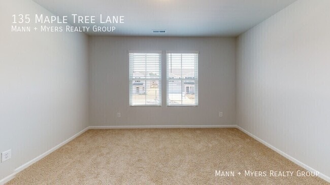 Building Photo - 135 Maple Tree Ln