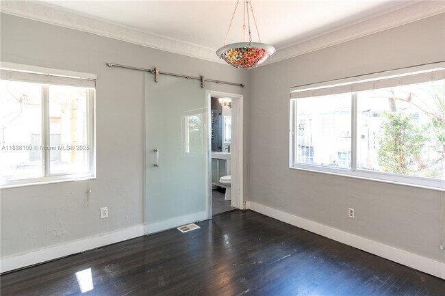 Building Photo - 846 Jefferson Ave